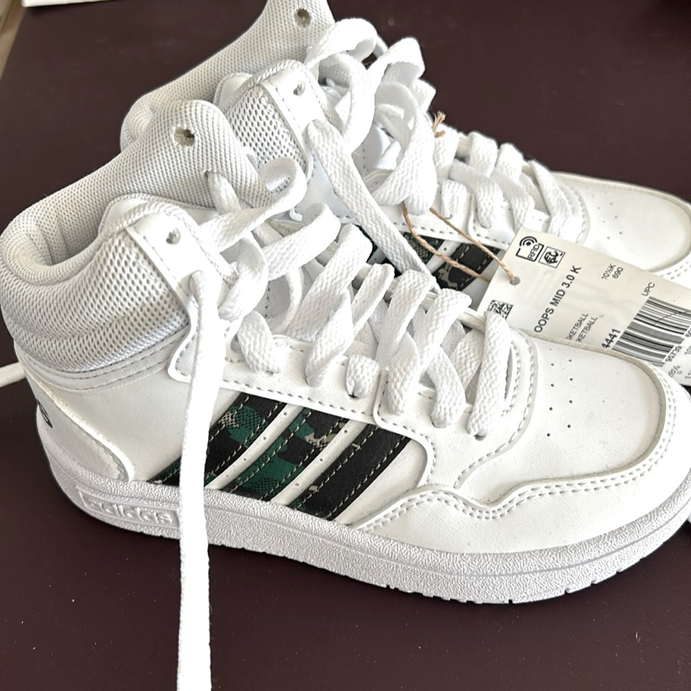 NWT adidas basketball shoes size 11 kids